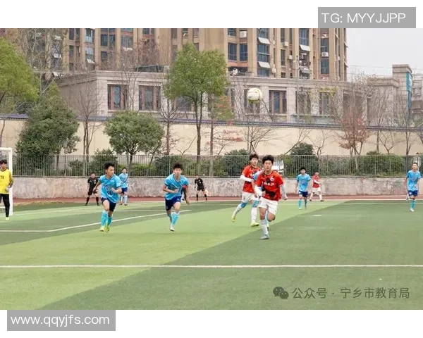 足球挂帅引领新时代运动潮流助力全民健身与青少年成长